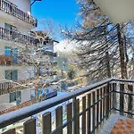 7 Mountain View - Happy Daire